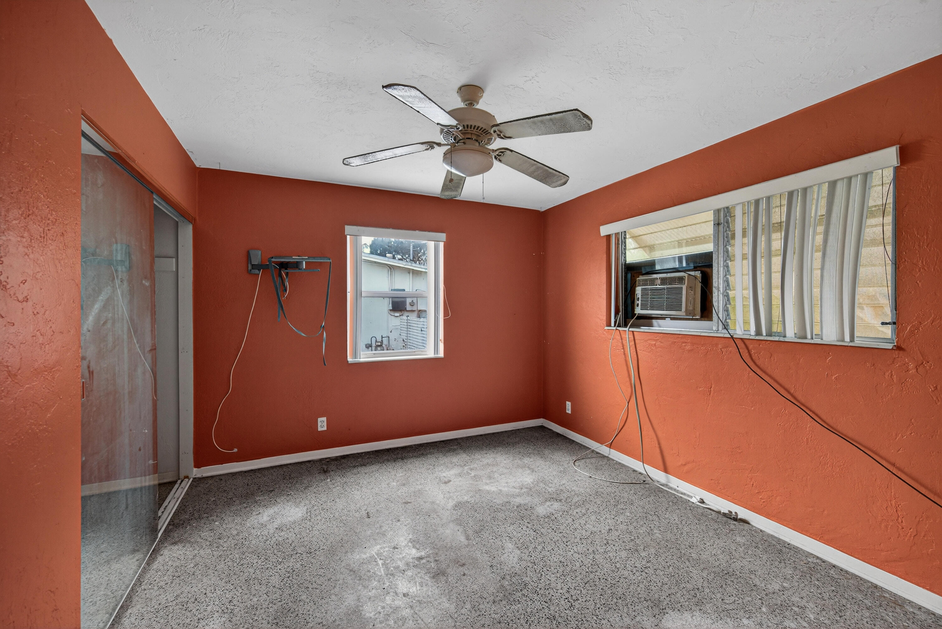 CRESTVIEW - Residential