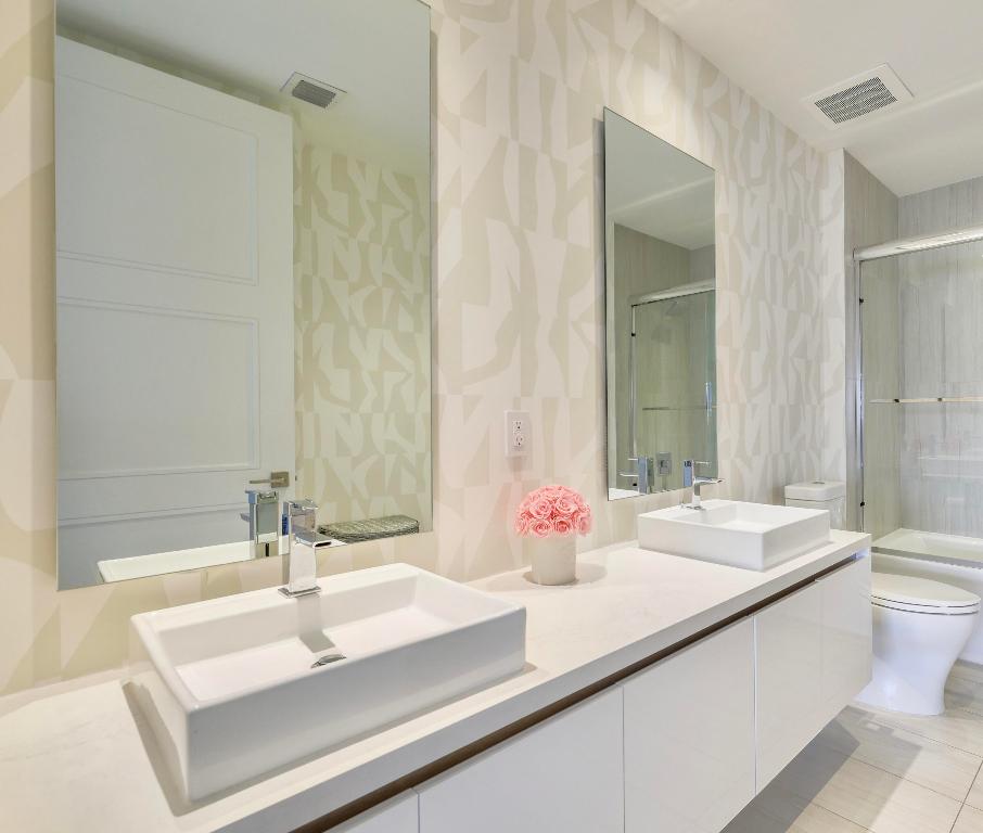 TOWER 155 CONDO - Residential