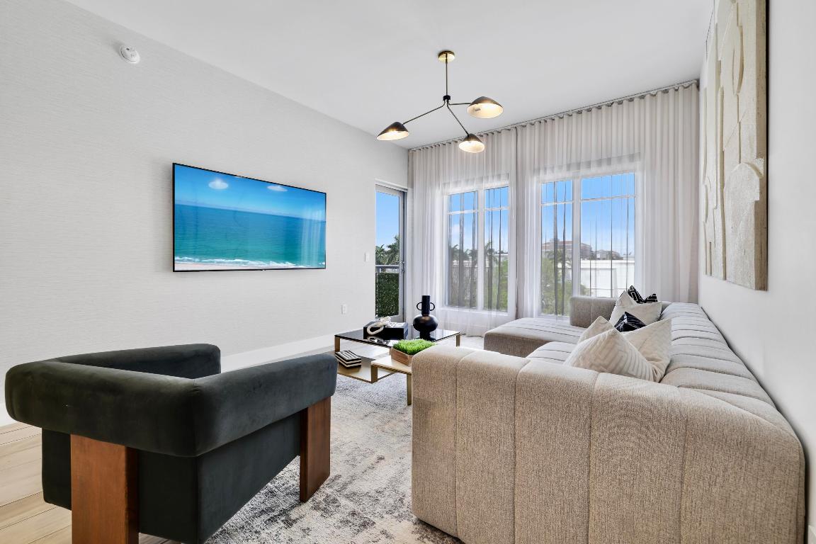 TOWER 155 CONDO - Residential