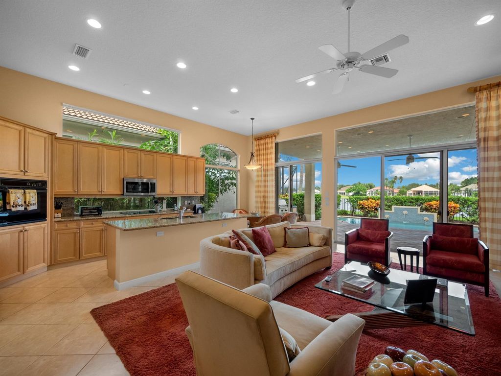 Photo of 103 Island Cove Way, Palm Beach Gardens, FL 33418 (MLS # R10921146)