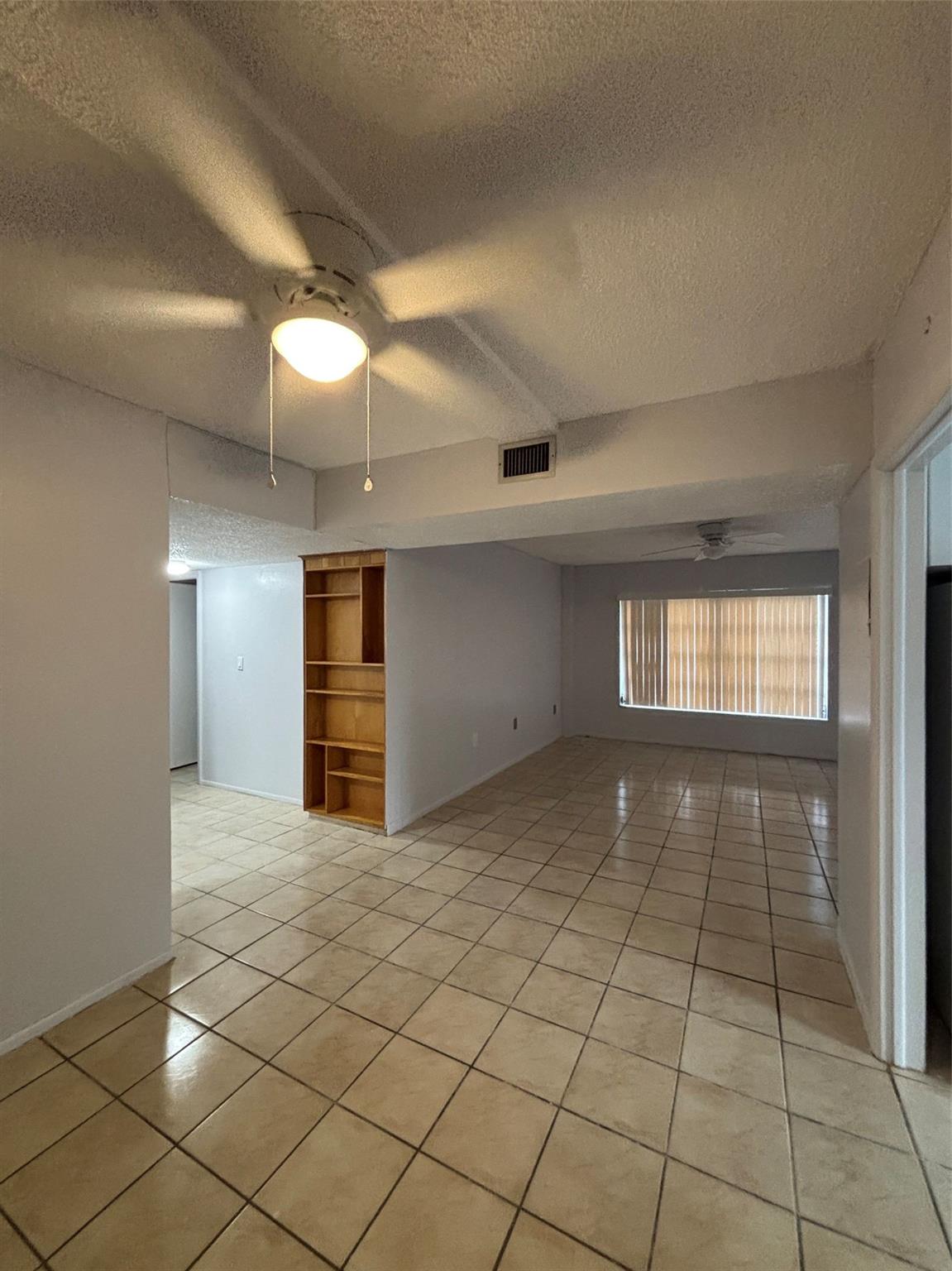 The Manors Of Inverrary I - Residential Lease