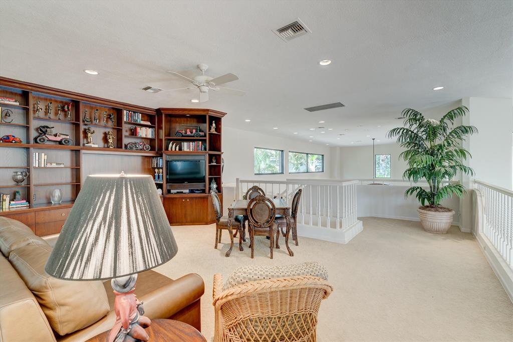 ROYAL PALM COVE / POLO CLUB - Residential