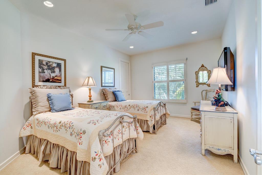 ROYAL PALM COVE / POLO CLUB - Residential