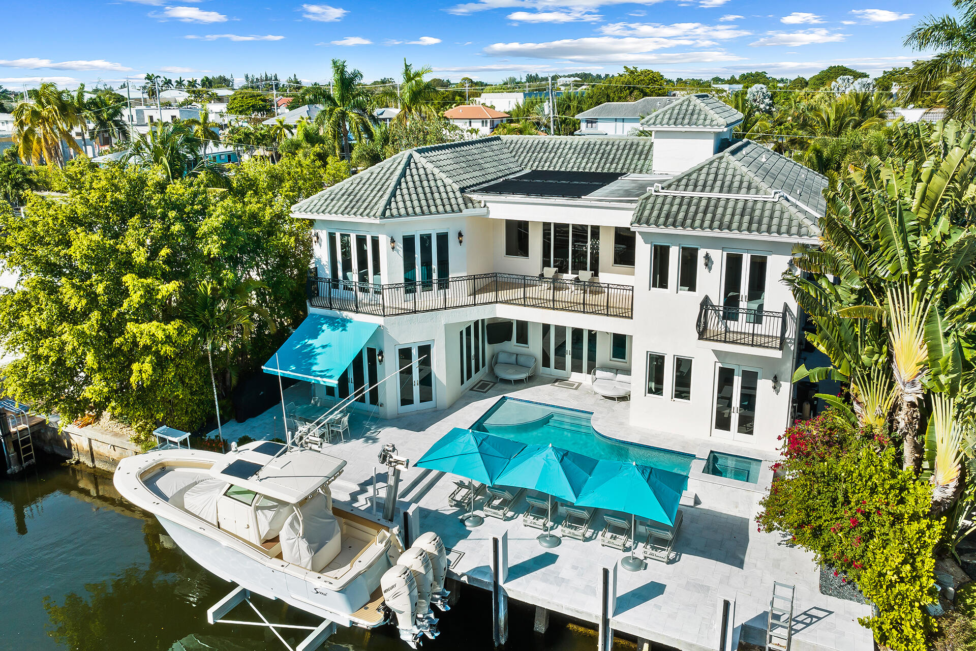 CARIBBEAN KEYS - Residential
