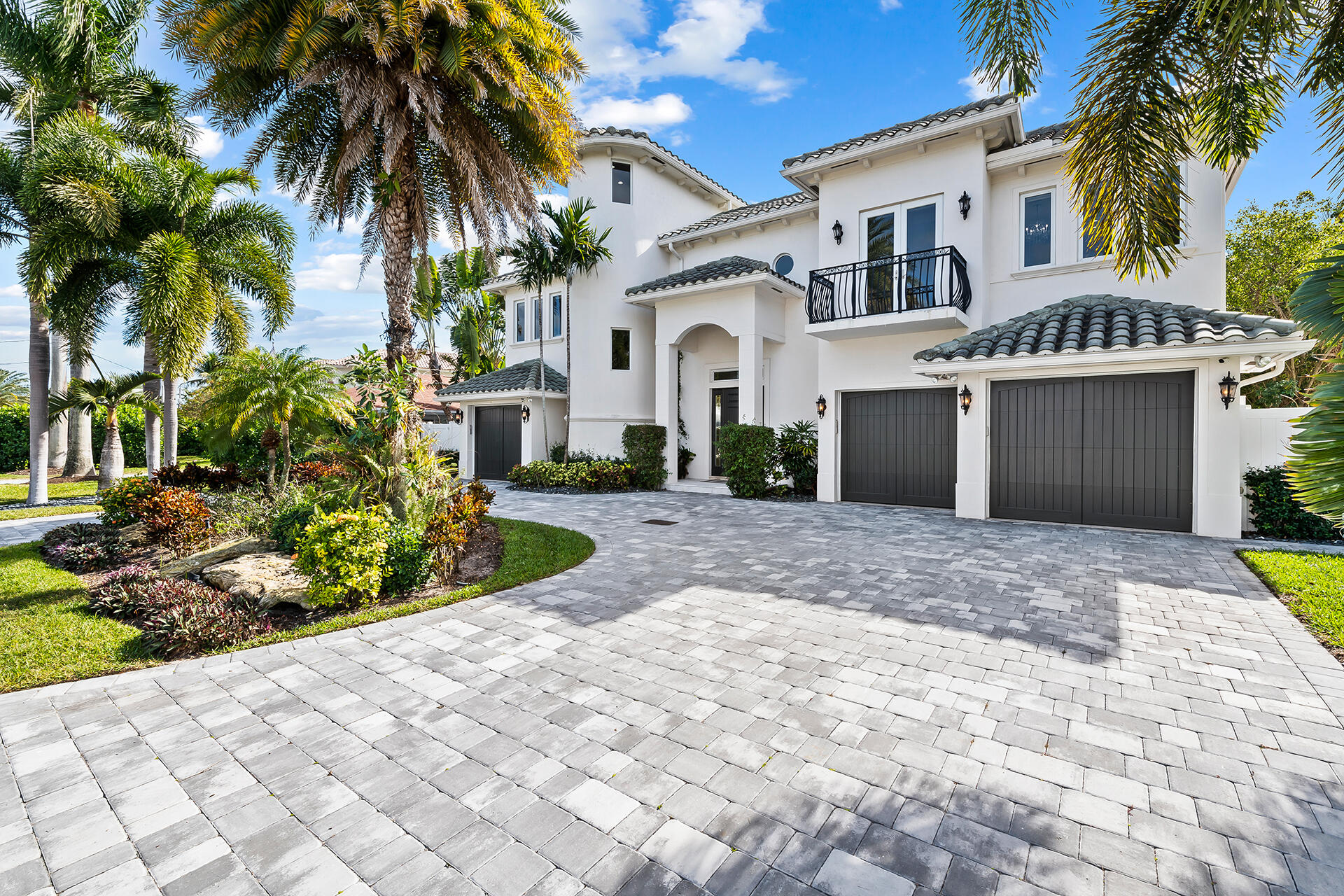 CARIBBEAN KEYS - Residential