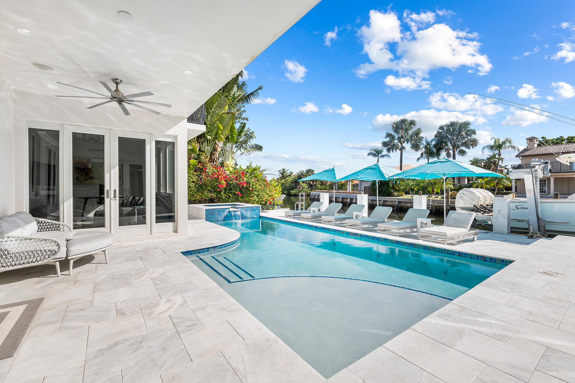 CARIBBEAN KEYS - Residential