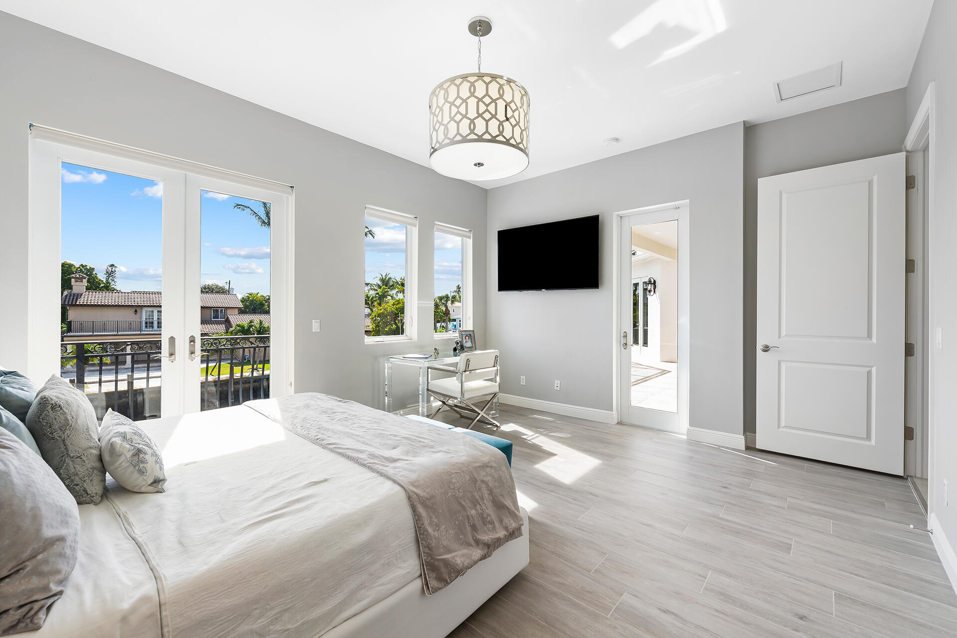 CARIBBEAN KEYS - Residential