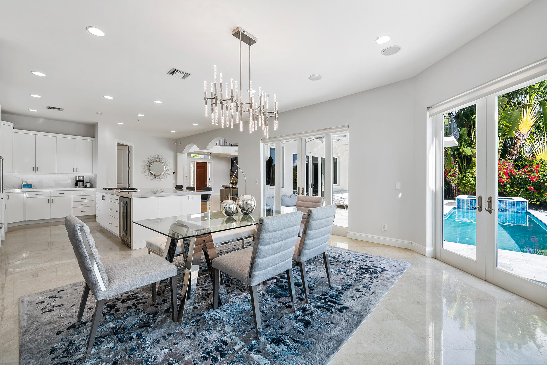 CARIBBEAN KEYS - Residential