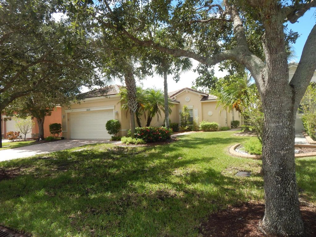 Photo of 10123 SW Brookgreen Drive, Port Saint Lucie, FL 34987 (MLS # R11024305)