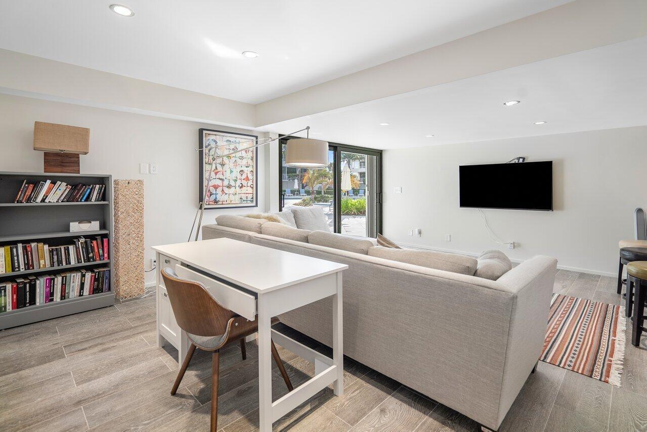 2600 South Ocean - Residential