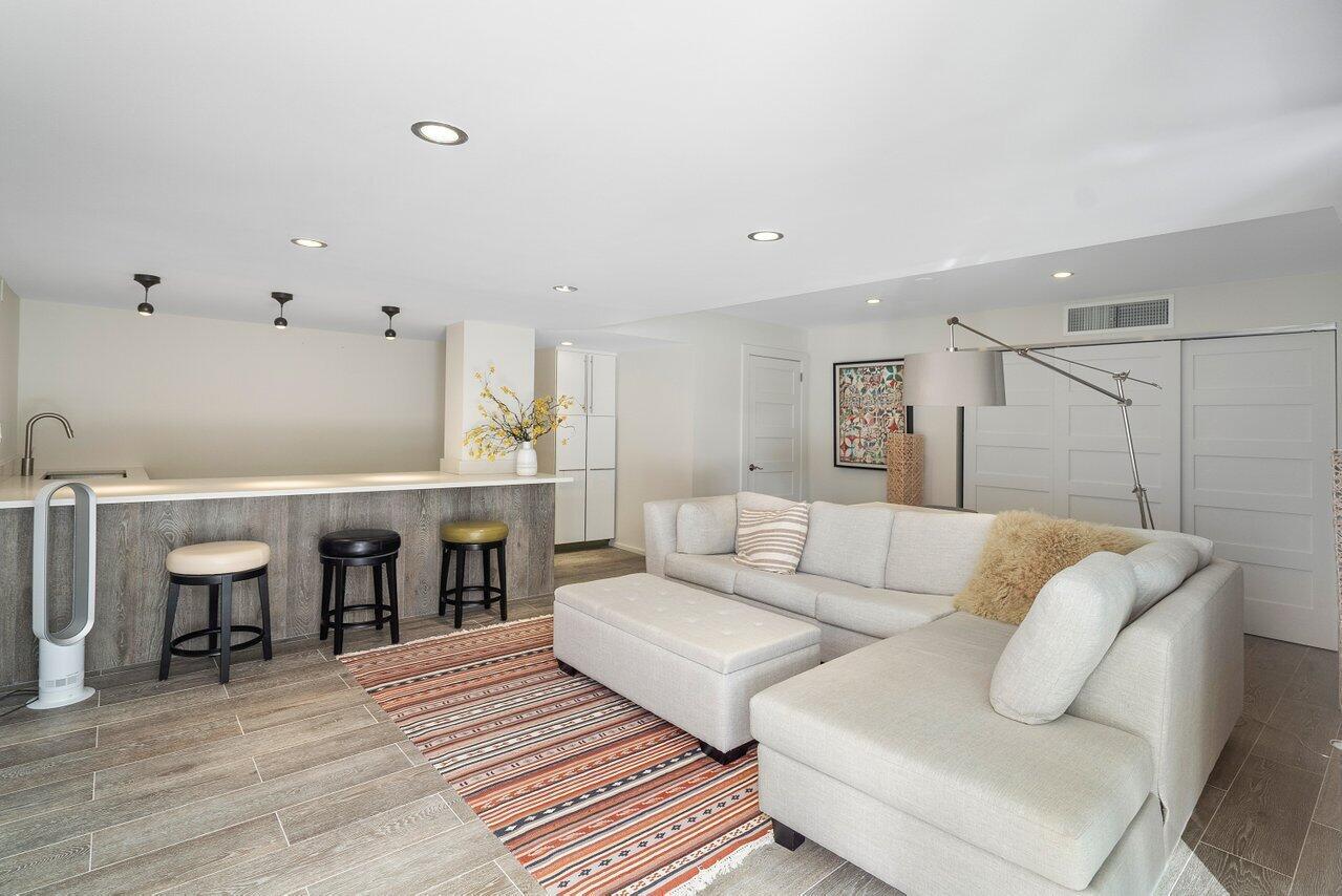 2600 South Ocean - Residential