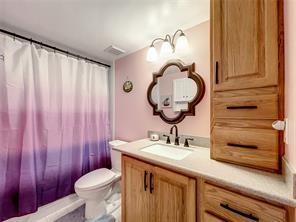Kings Point Weldon Condo - Residential