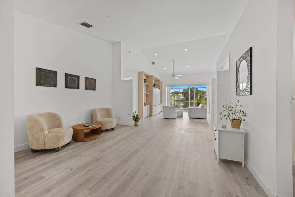 Photo of 7372 ROCKBRIDGE Circle #7372, Lake Worth, FL 33467 (MLS # B26065053)