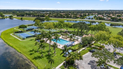 Tiny photo for 7372 ROCKBRIDGE Circle #7372, Lake Worth, FL 33467 (MLS # B26065053)