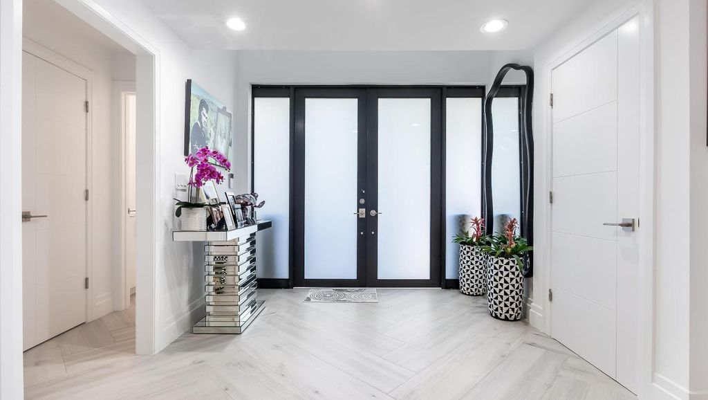 Photo of 501 Sandpiper Way, Boca Raton, FL 33431 (MLS # R11126051)