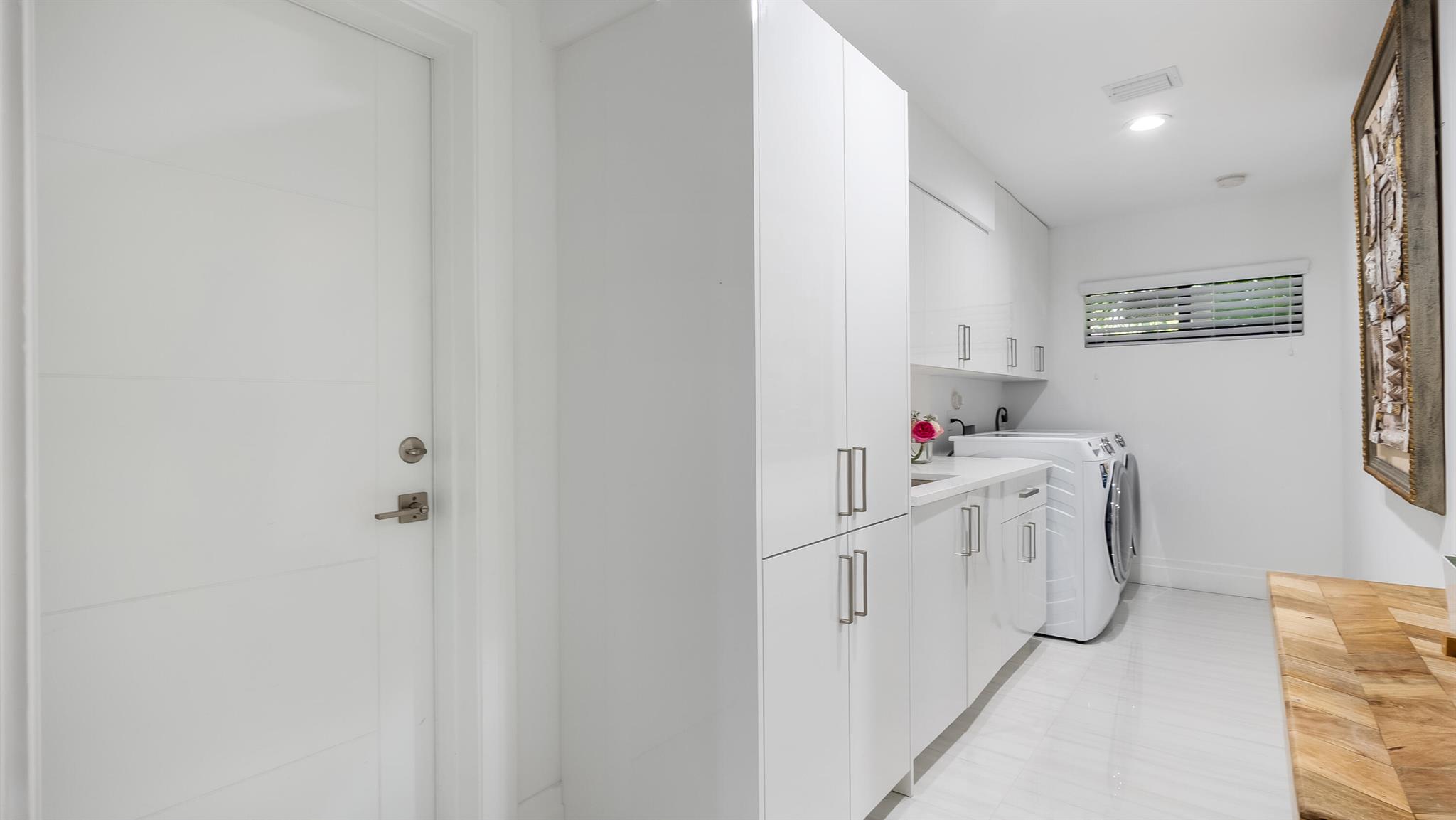 SANCTUARY - Residential