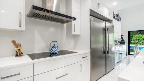 Tiny photo for 501 Sandpiper Way, Boca Raton, FL 33431 (MLS # R11126051)