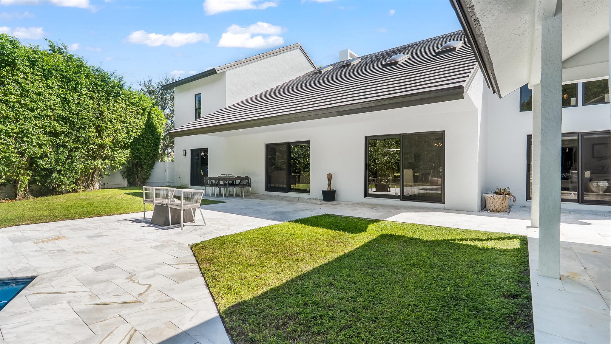 SANCTUARY - Residential