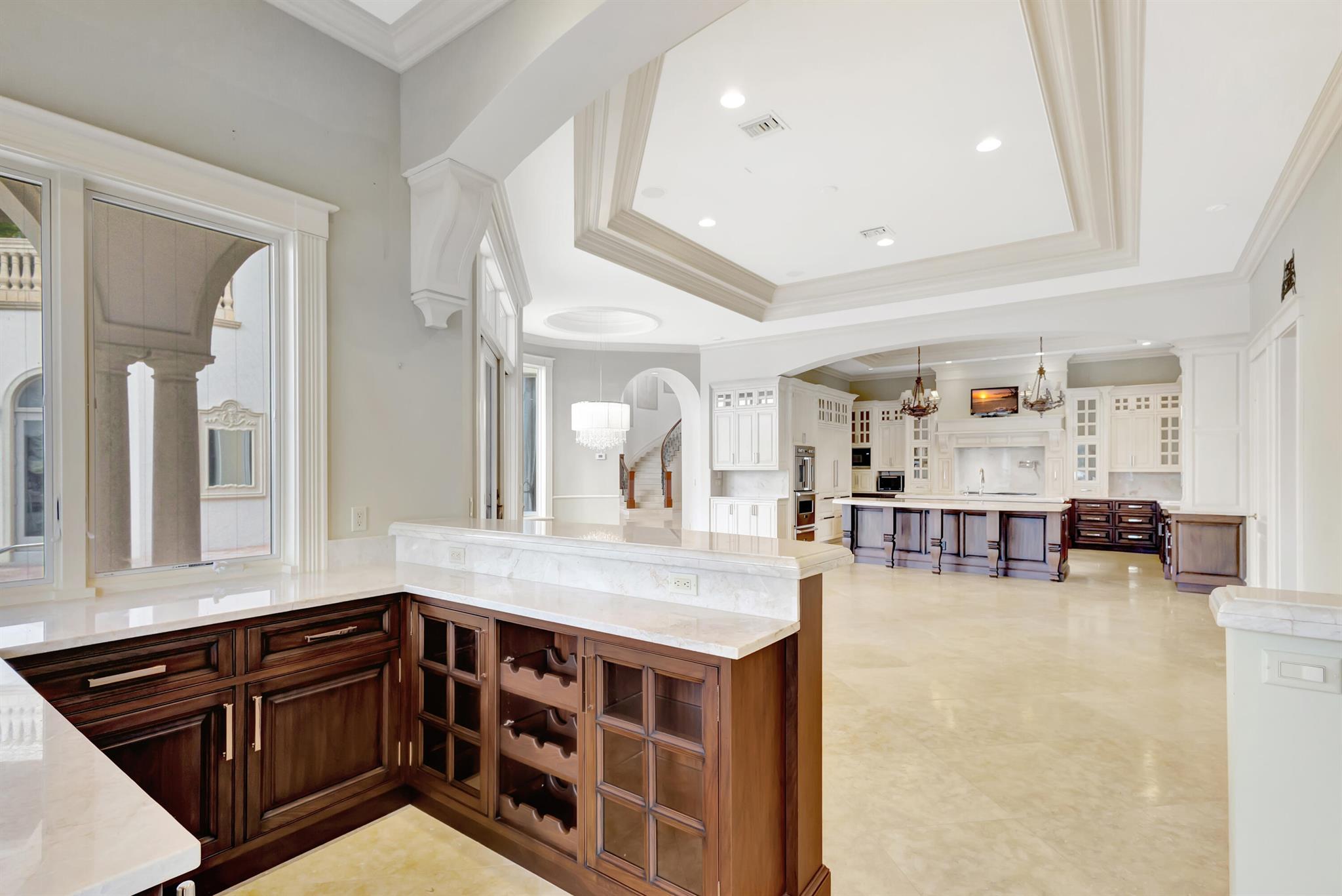 ADMIRALS COVE - Residential