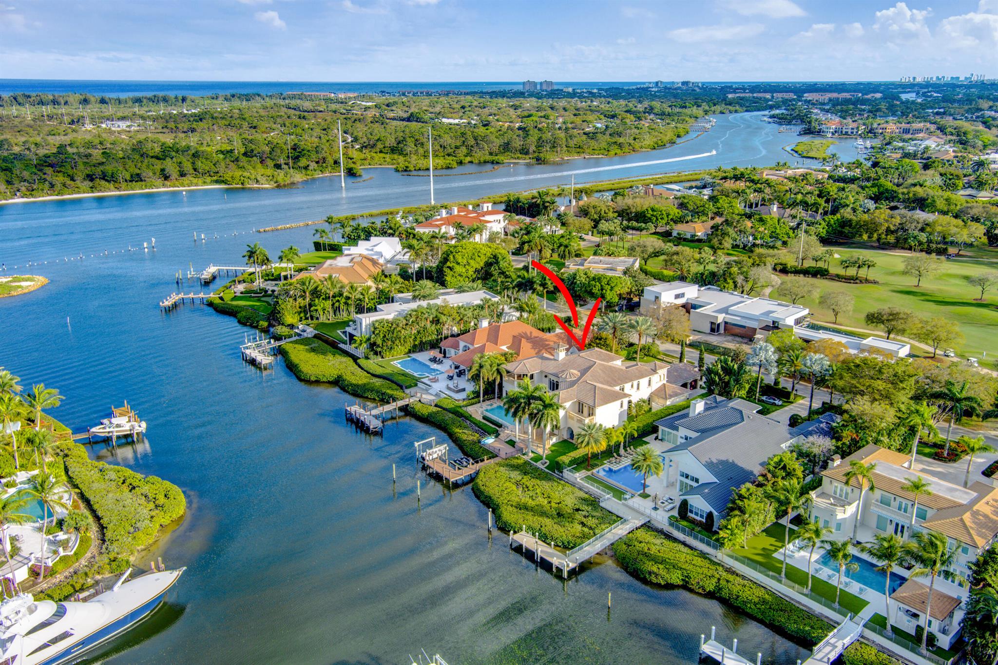 ADMIRALS COVE - Residential