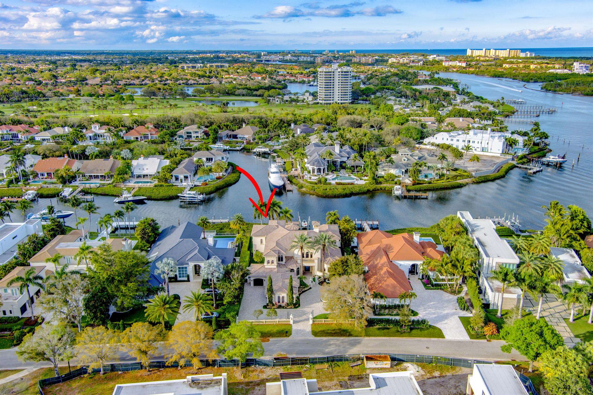 ADMIRALS COVE - Residential