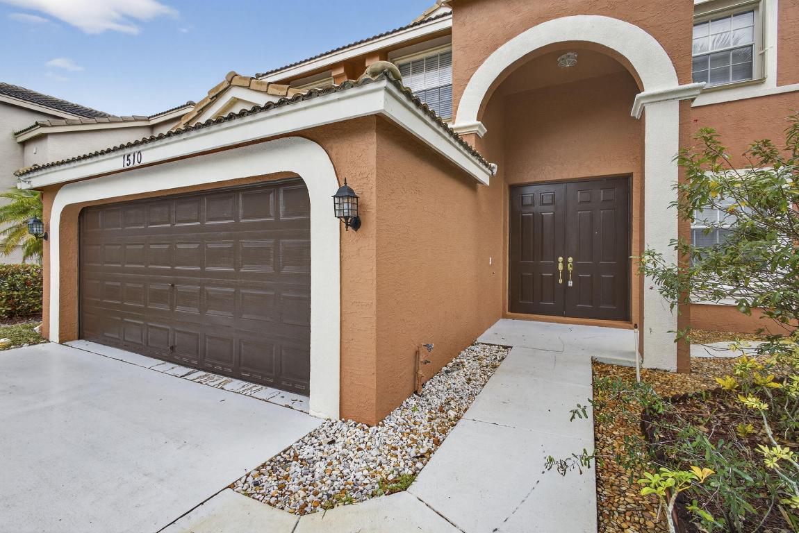 1510 Running Oak Lane