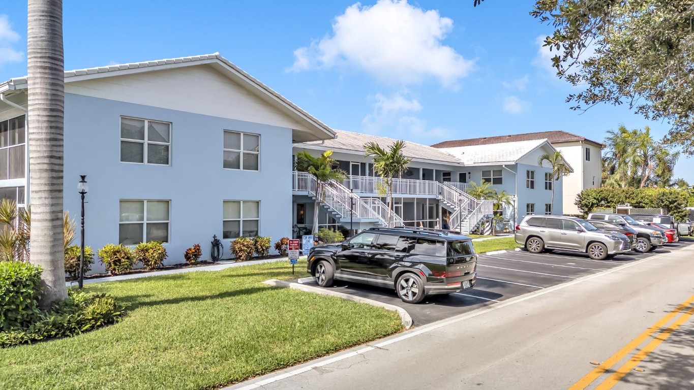 RANDALL TERRACE - Residential