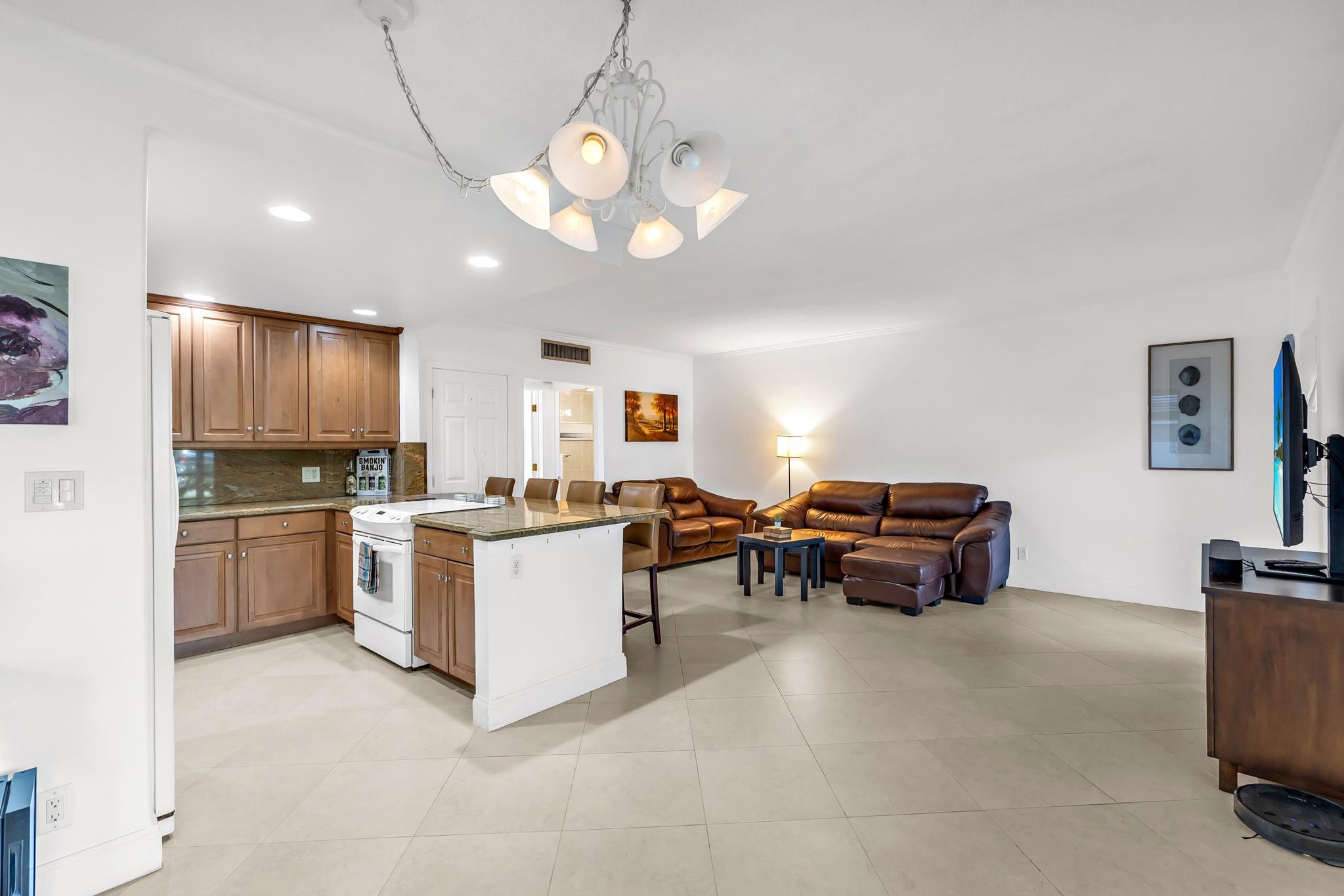 RANDALL TERRACE - Residential