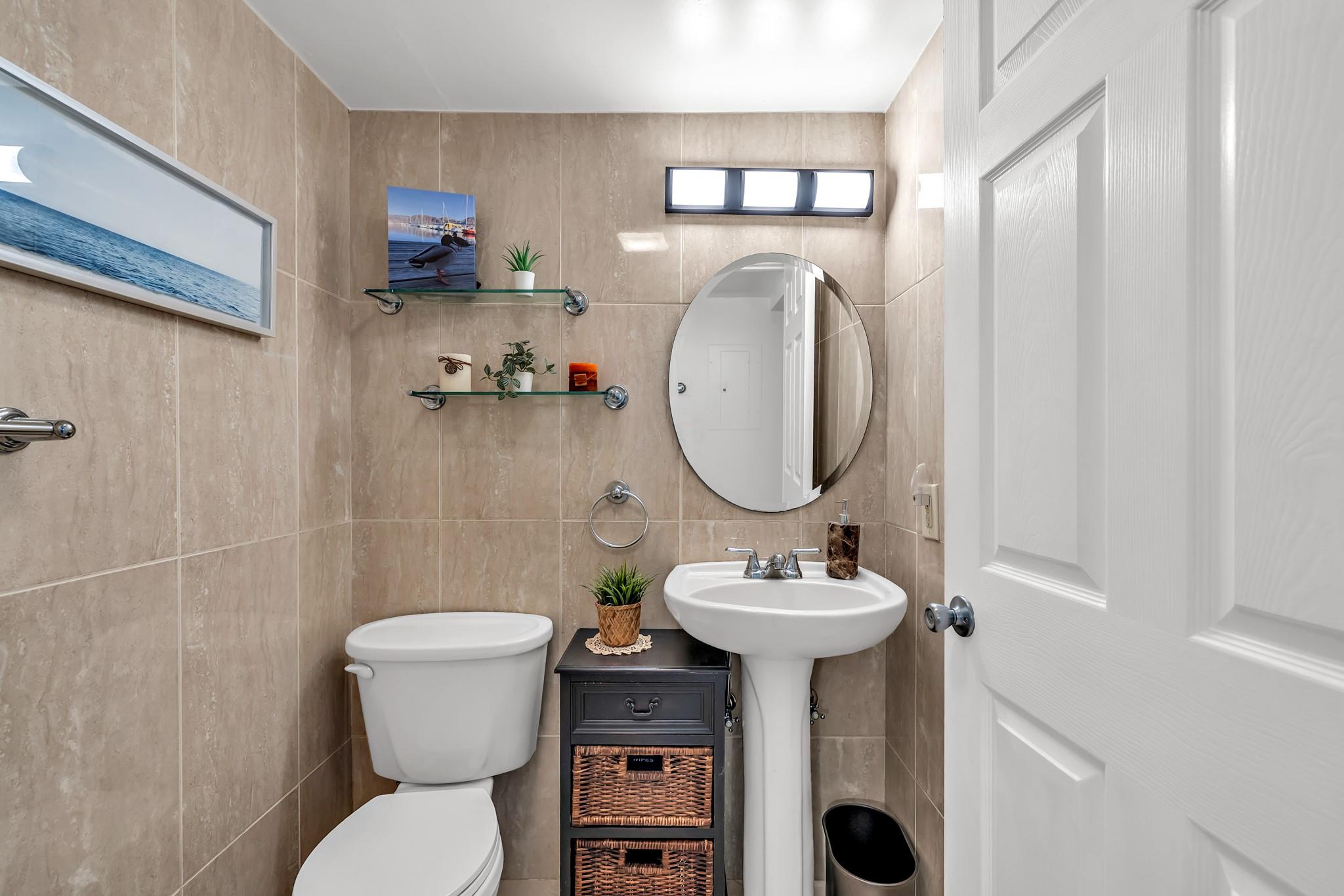 RANDALL TERRACE - Residential