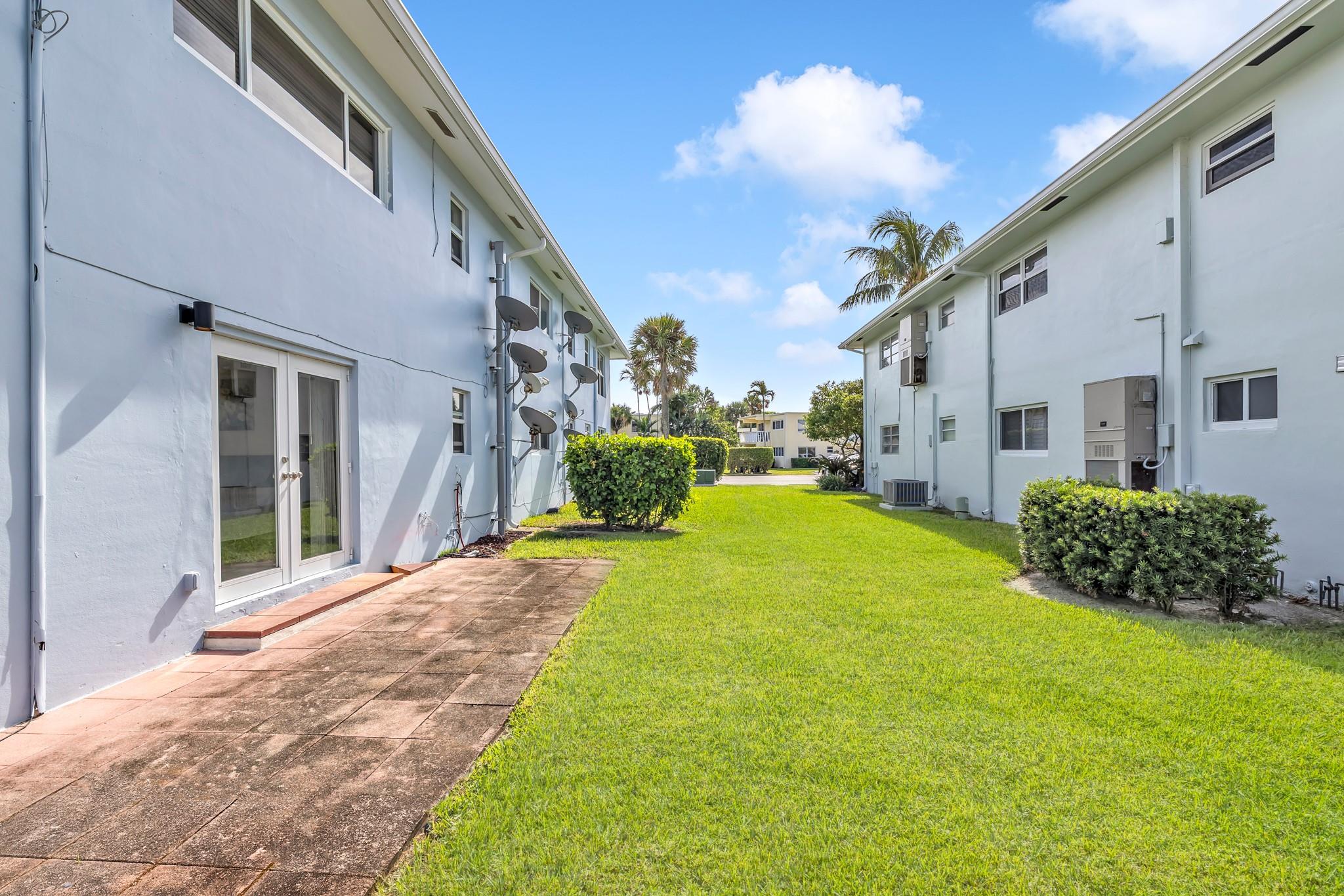 RANDALL TERRACE - Residential