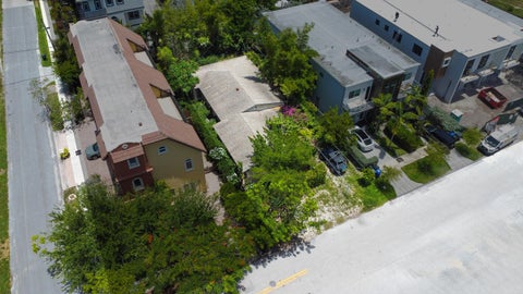 Tiny photo for 640 NE 8TH Avenue, Fort Lauderdale, FL 33304 (MLS # B26053615)