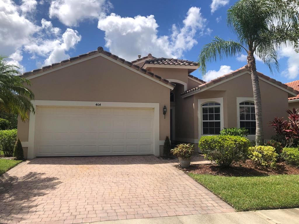 Photo of 404 NW Springview Loop, Port Saint Lucie, FL 34986 (MLS # R10821517)