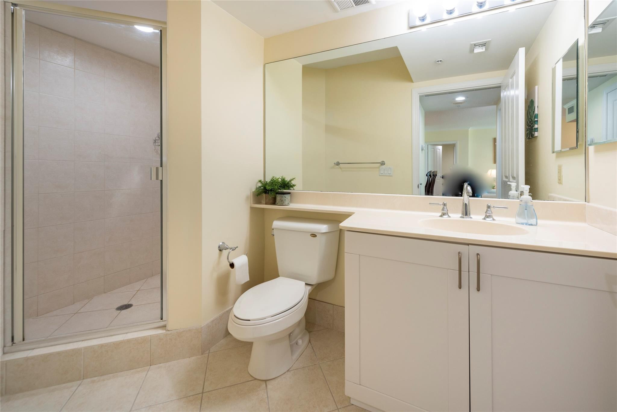 ESPLANADE on the New River - Residential Lease