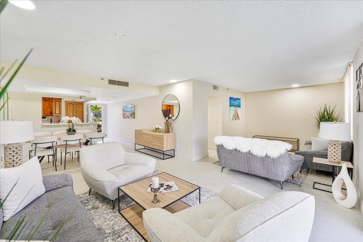 BOCA TEECA CONDO 9 - Residential