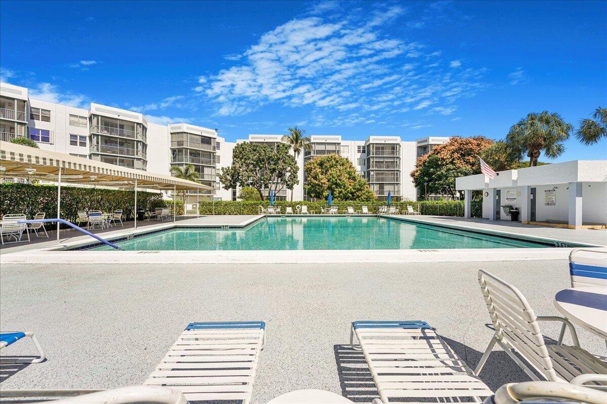 BOCA TEECA CONDO 9 - Residential