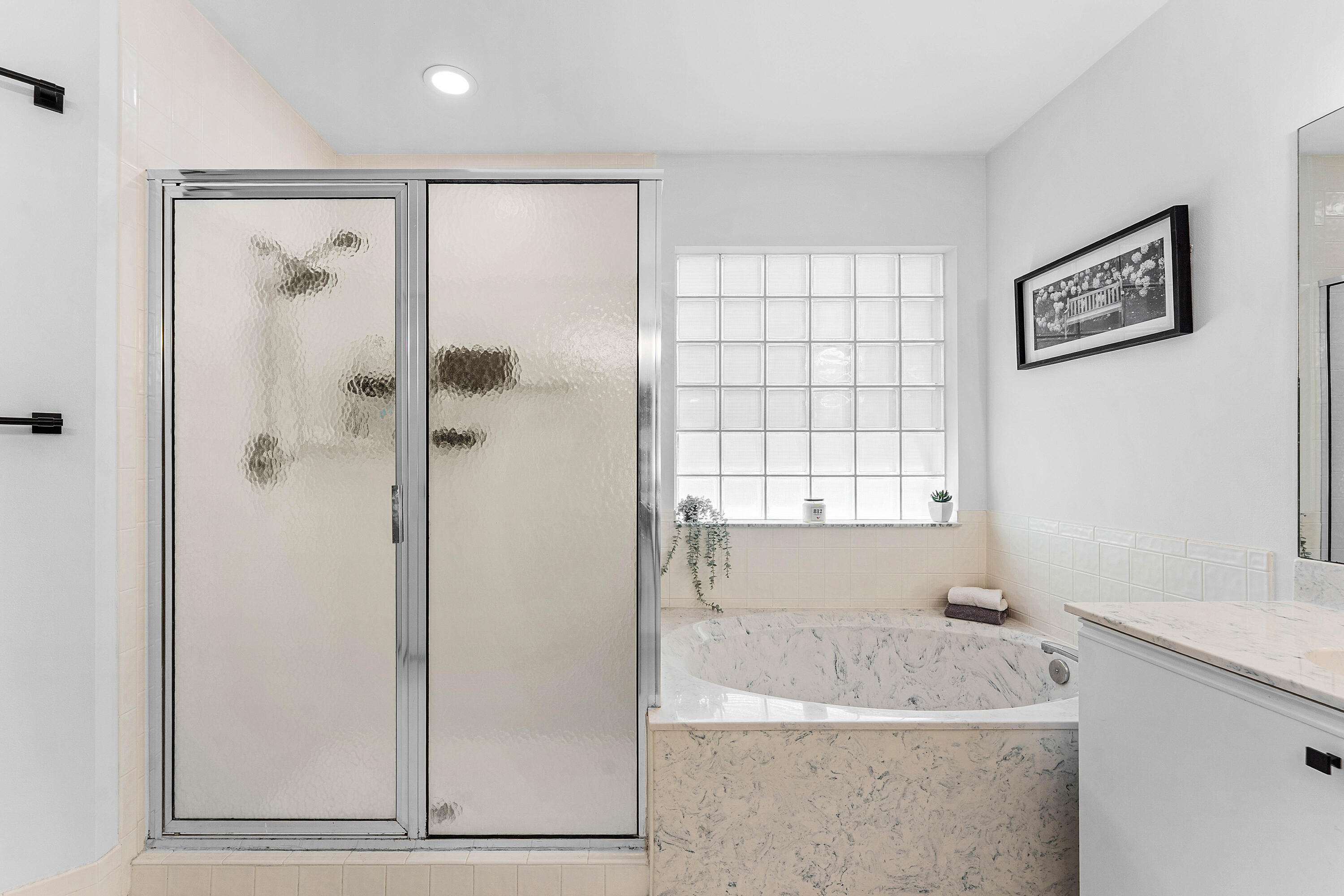 LAKE CHARLESTON TR W - Residential