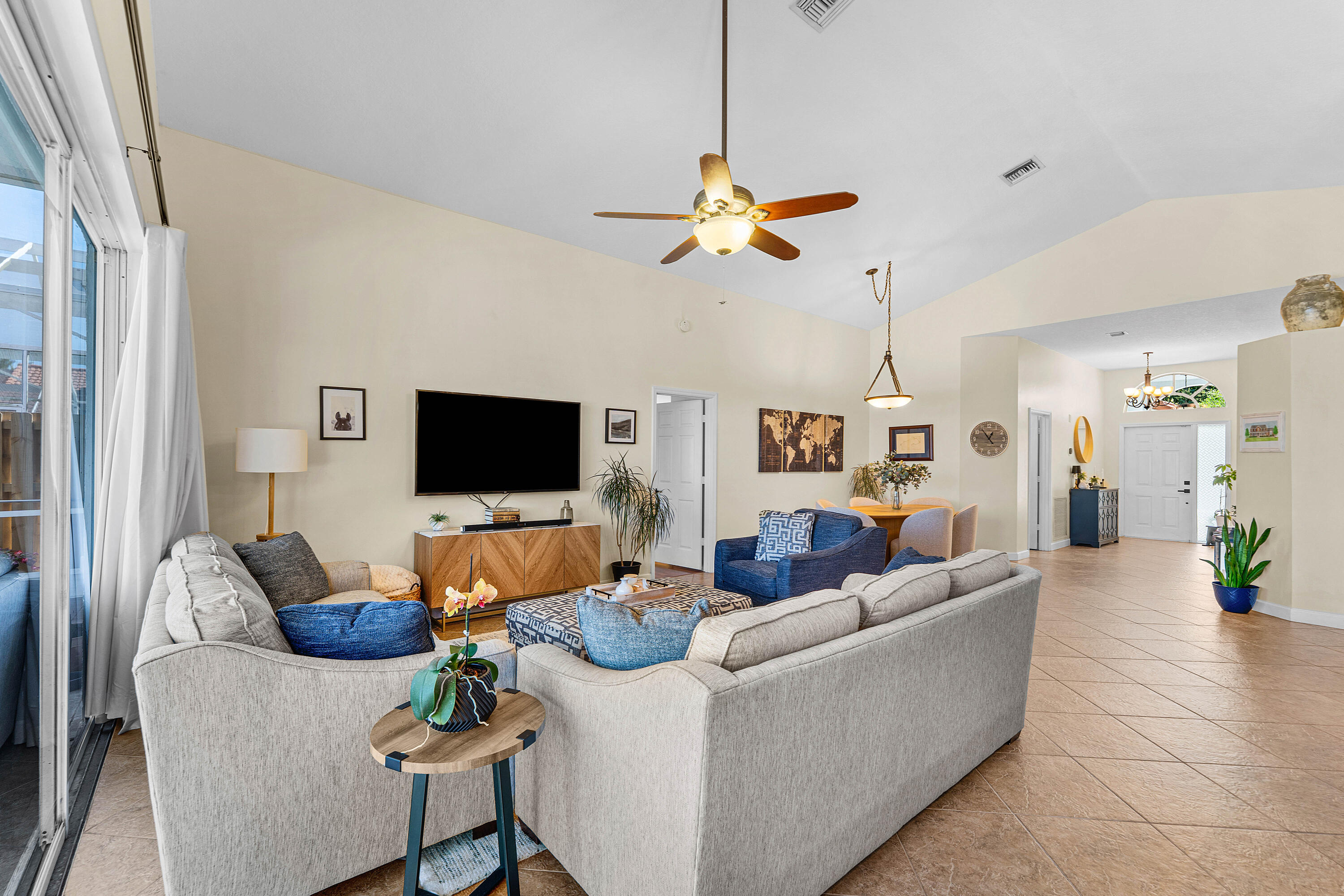 LAKE CHARLESTON TR W - Residential