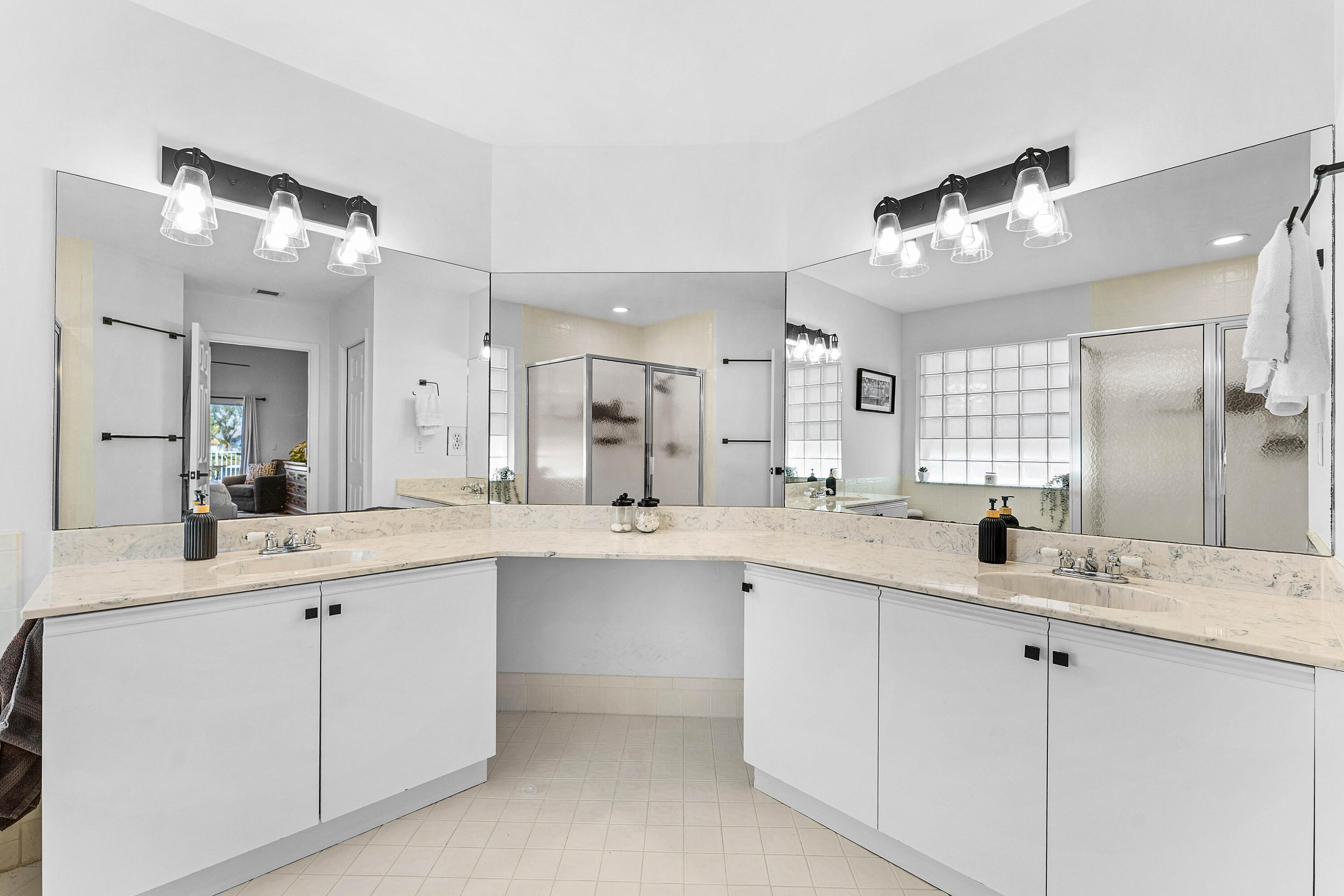 LAKE CHARLESTON TR W - Residential