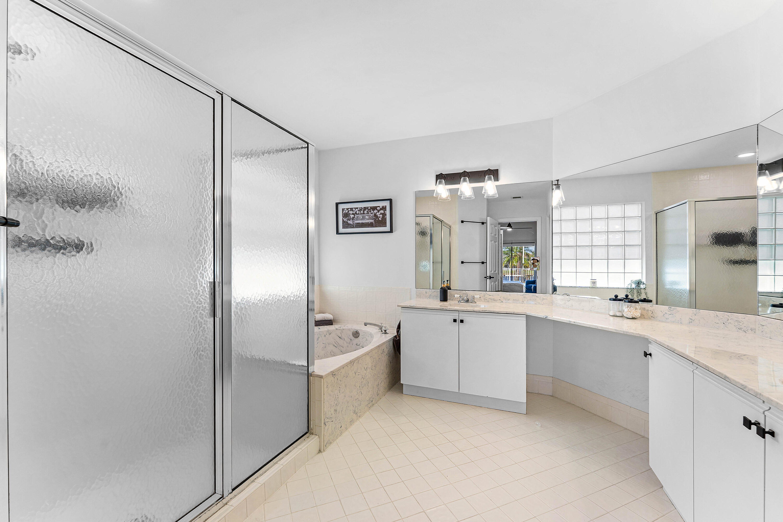 LAKE CHARLESTON TR W - Residential