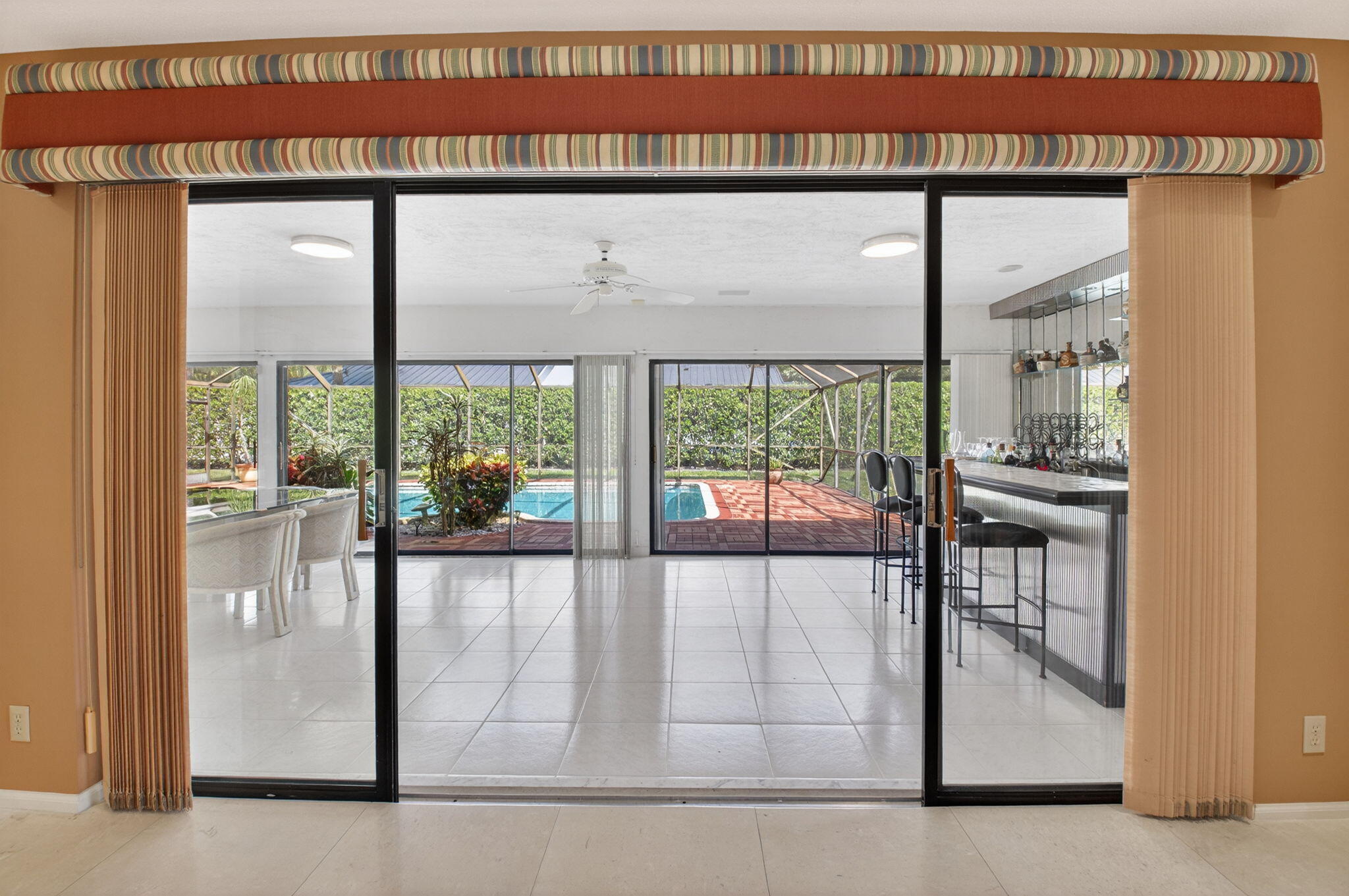 BOCA RATON BATH & TENNIS CLUB - Residential