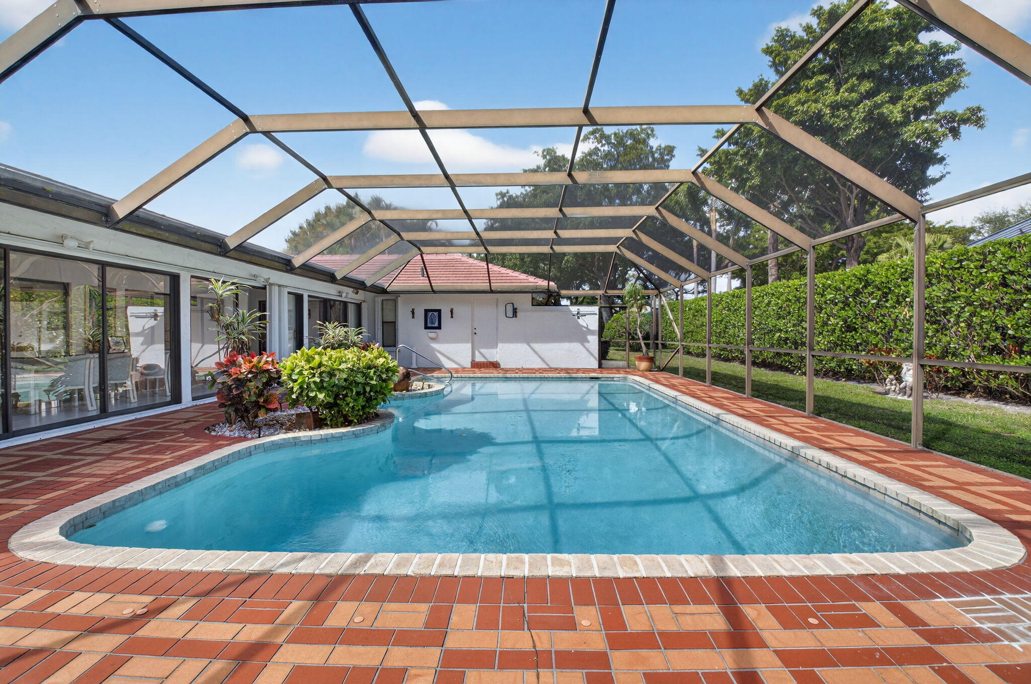 BOCA RATON BATH & TENNIS CLUB - Residential
