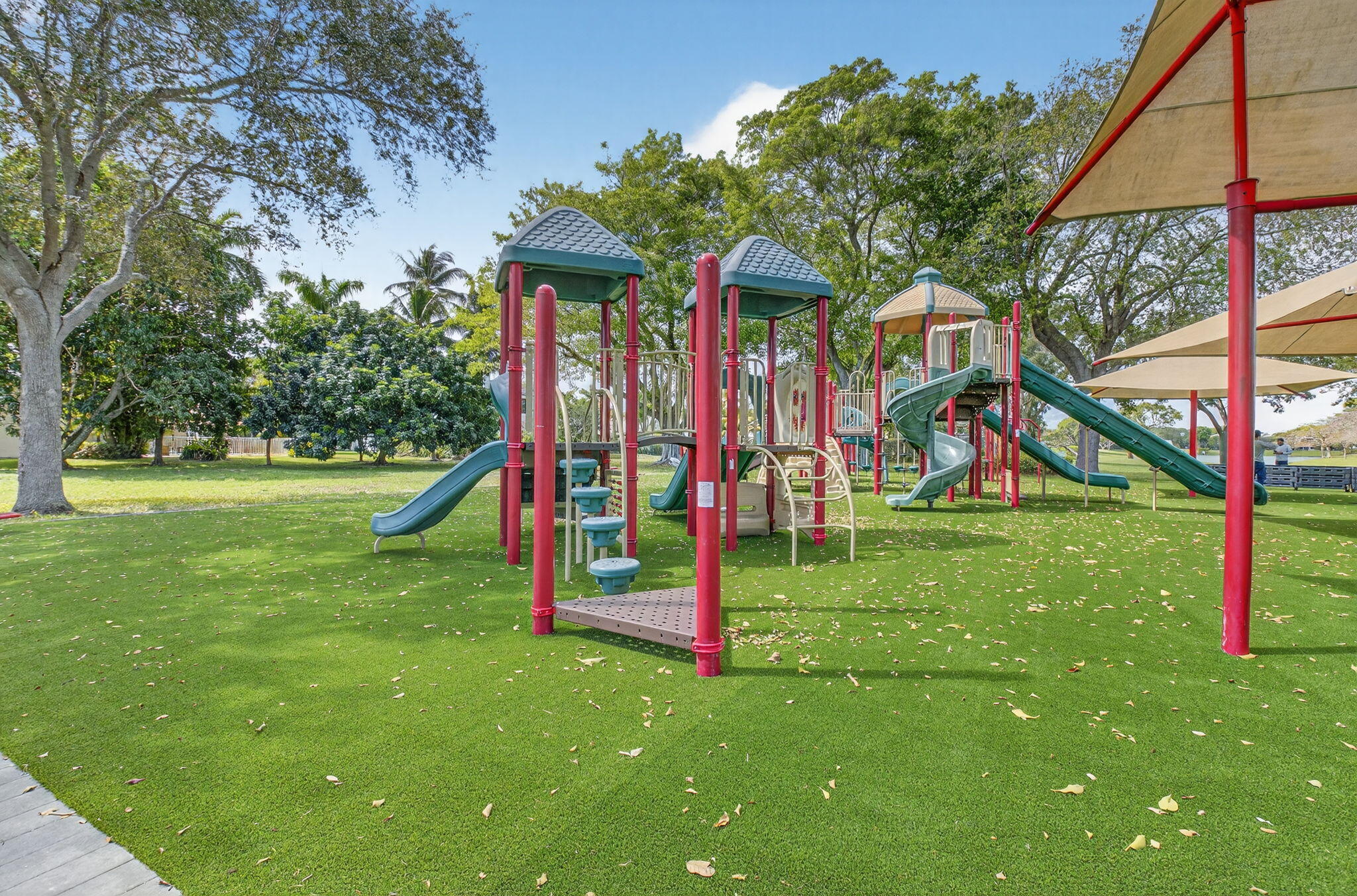 BOCA RATON BATH & TENNIS CLUB - Residential