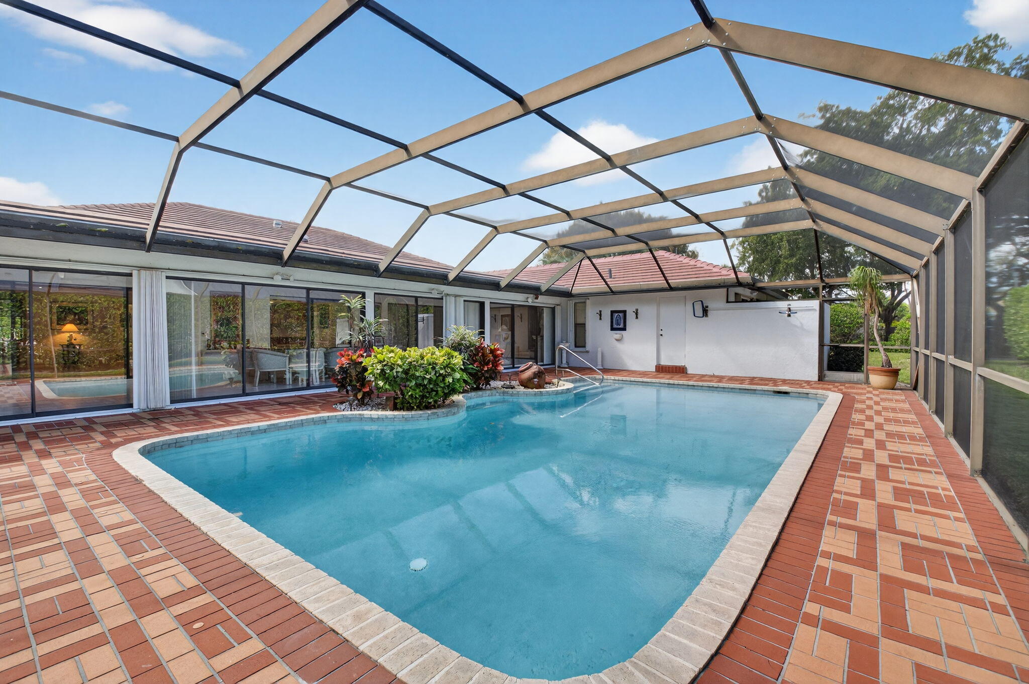 BOCA RATON BATH & TENNIS CLUB - Residential