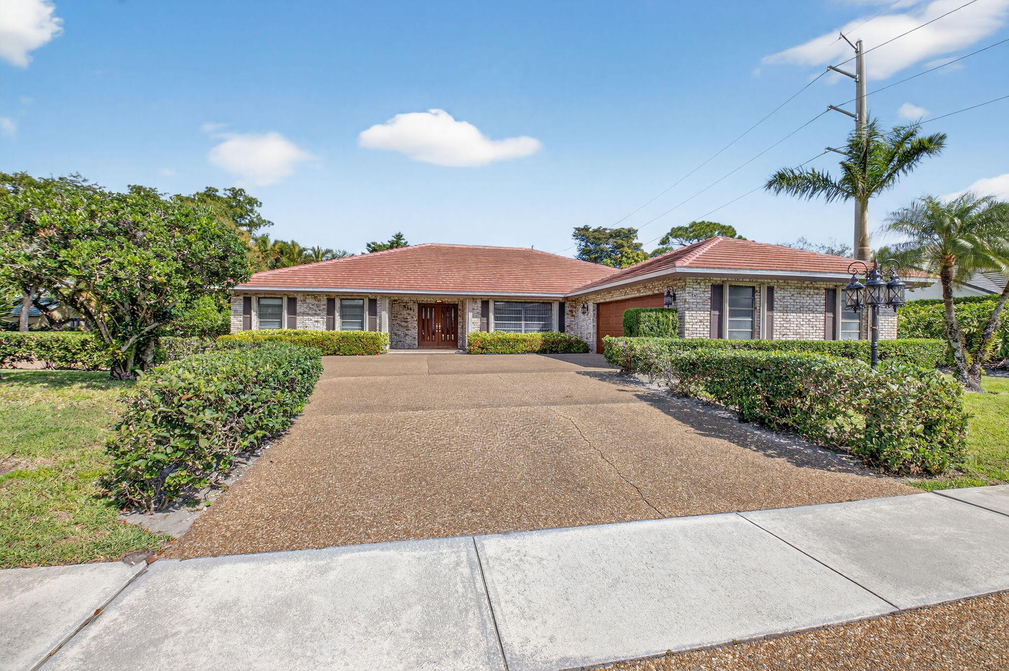 BOCA RATON BATH & TENNIS CLUB - Residential