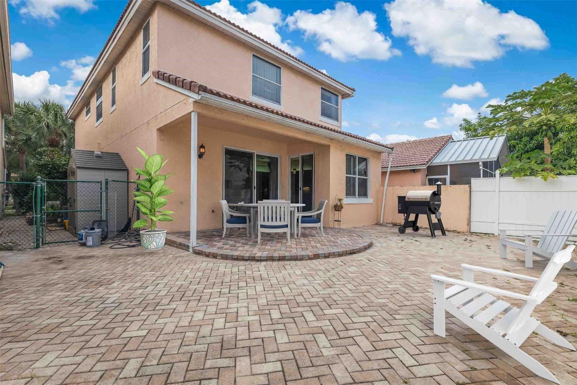 PRINCETON PLACE AT GABLES - Residential