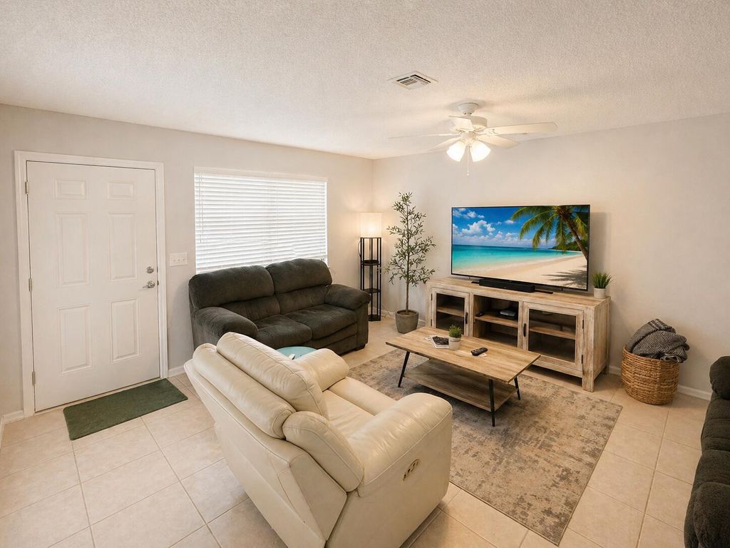 Photo of 9262 Green Meadows Way, Palm Beach Gardens, FL 33418 (MLS # B26021006)