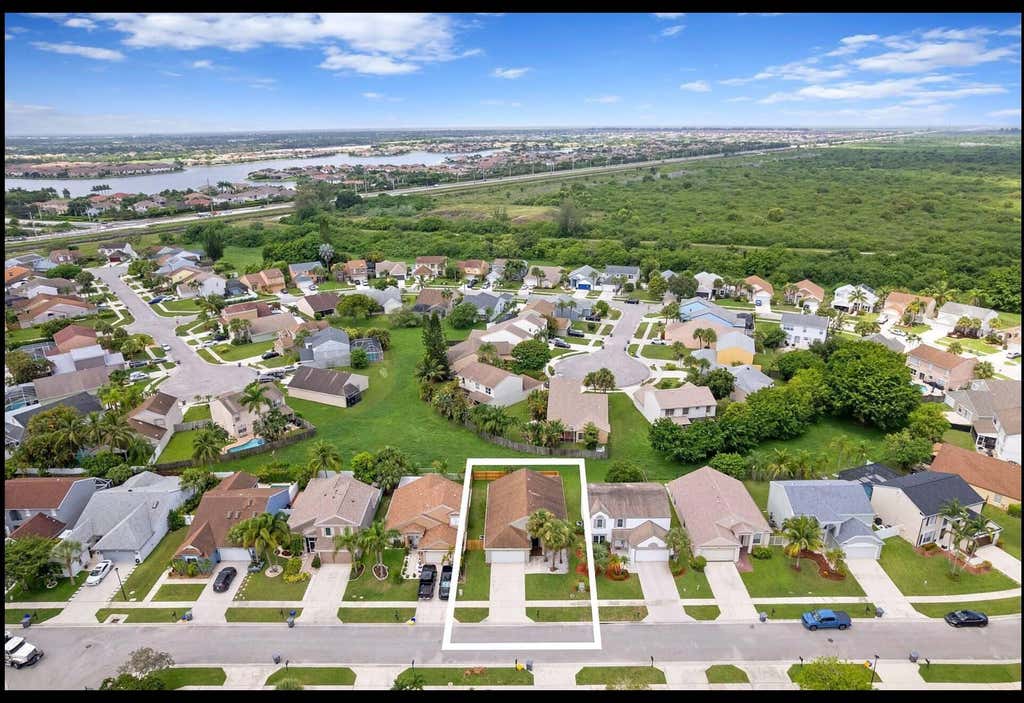 Photo of 22449 MIDDLETOWN Drive, Boca Raton, FL 33428 (MLS # B26067444)