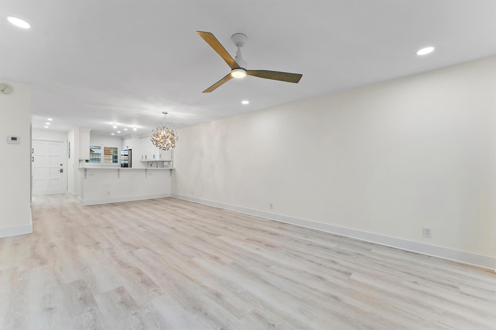 PORTS O CALL CONDO S A, B - Residential