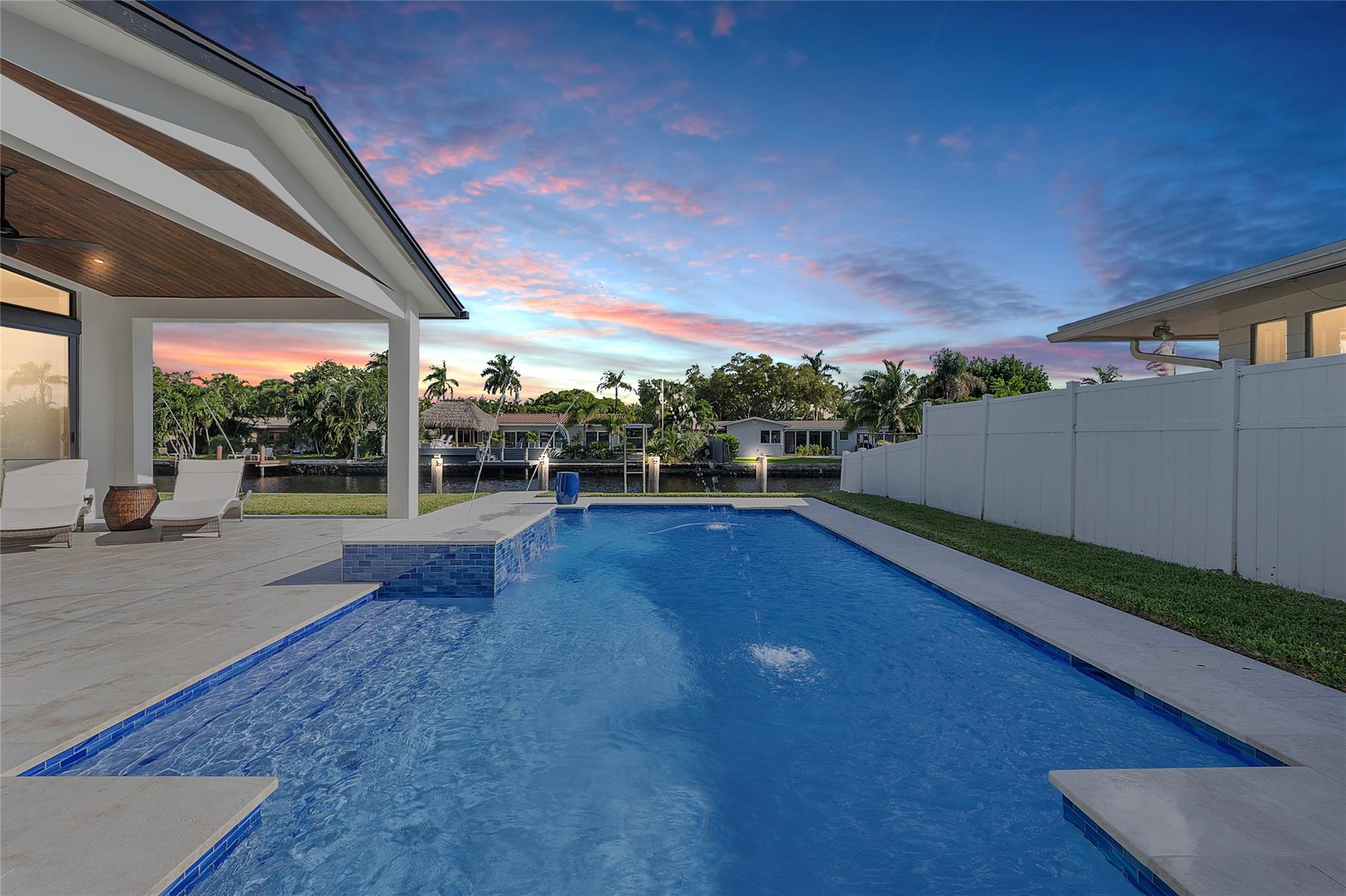 2157 Coral Gardens Dr