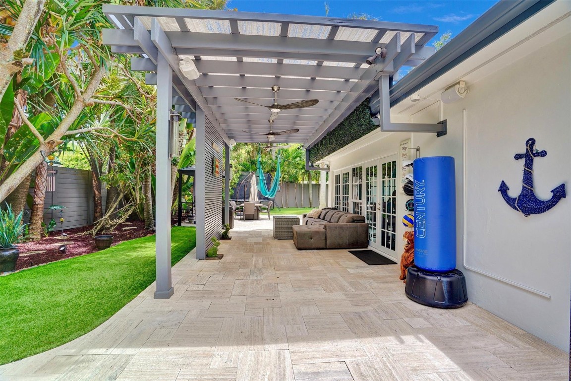 1514 Middle River Drive